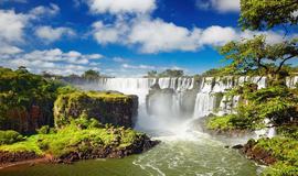 https://d3r8gwkgo0io6y.cloudfront.net/upload/Iguassu Fall.jpg